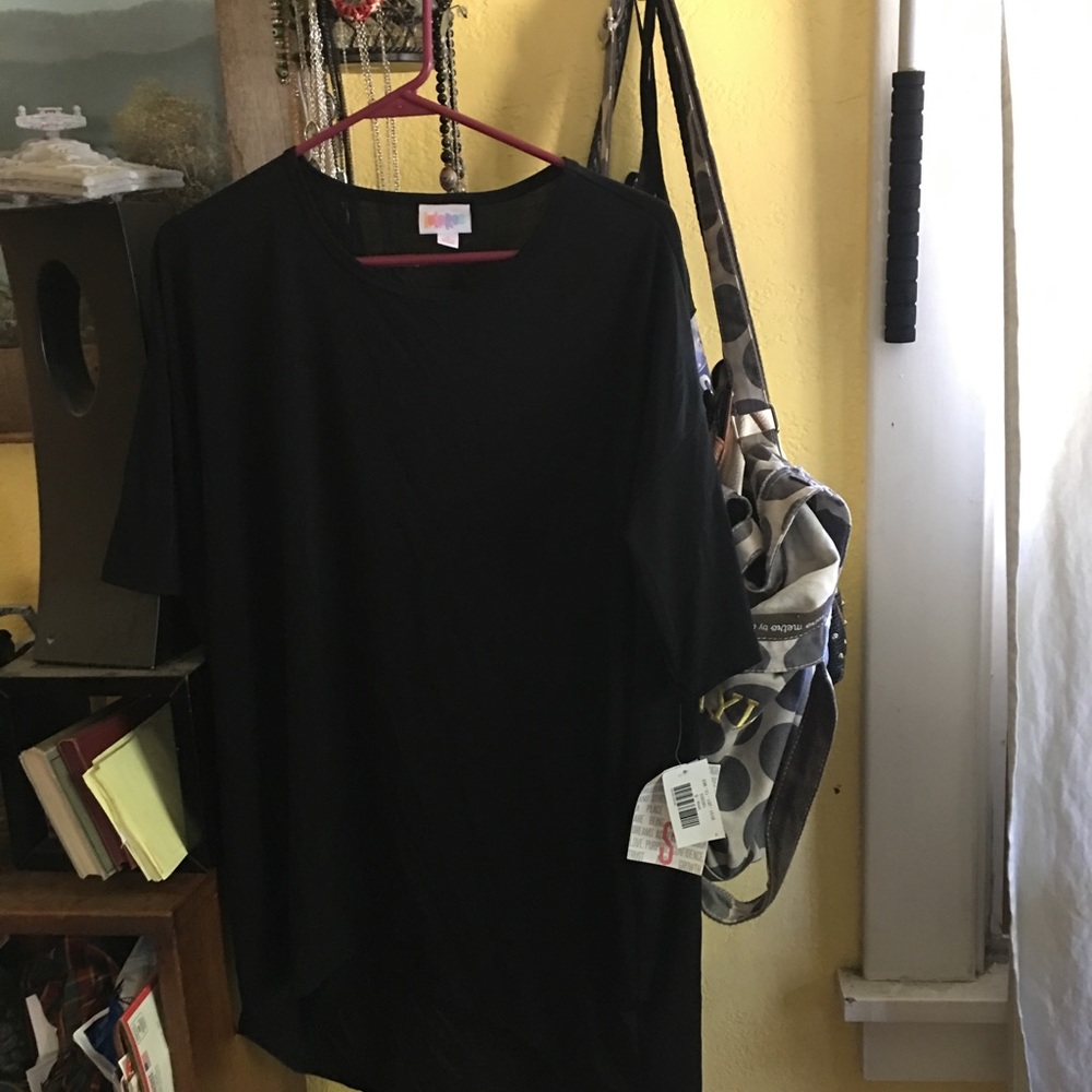 Lularoe Irma solid black